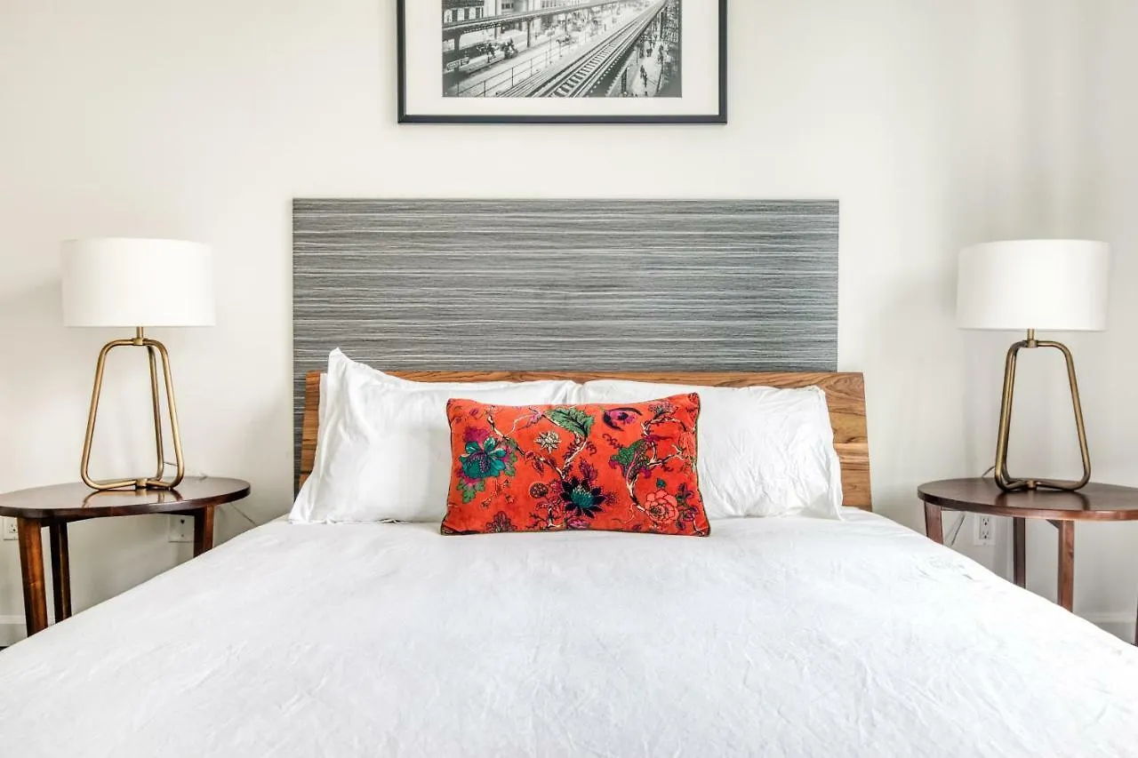 ****  138 Bowery Hotel New York United States